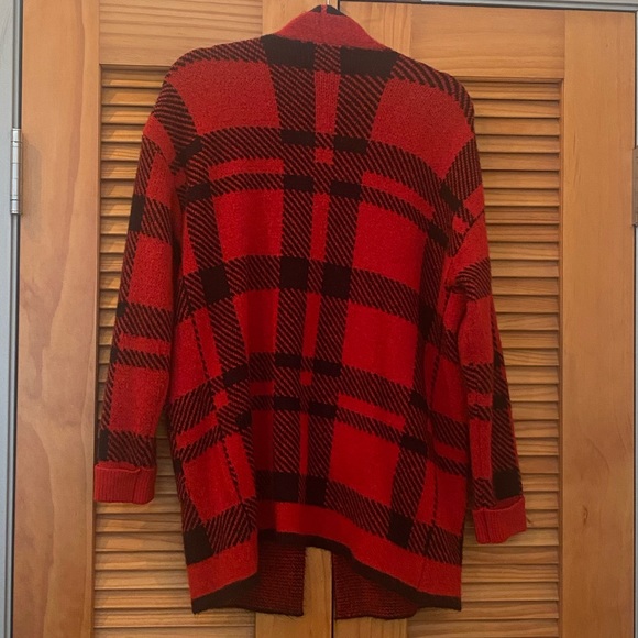 Vici - dee elly Black Rock Pocketed Plaid Cardigan - Picture 6 of 6